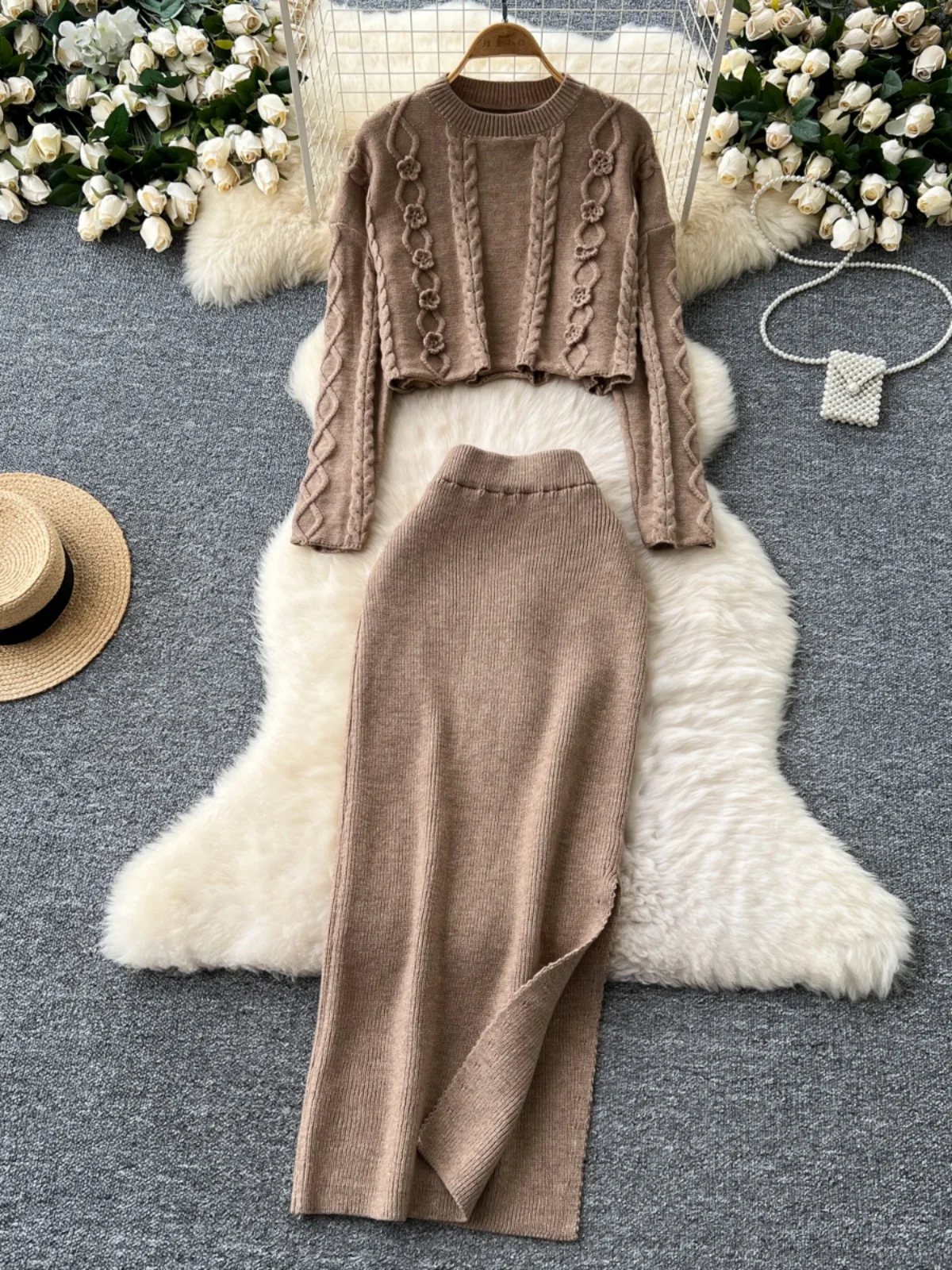 

Autumn Winter Knitted Slim Fit round Ne ort Sweater Women's f Skirt Set Twisted Knitwear Faionable Ensemble