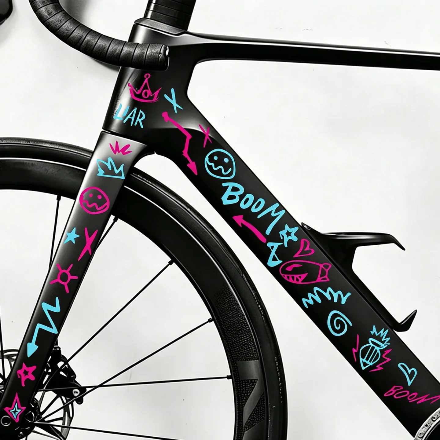 UV-Transparente Aufkleber für Fahrradrahmen Oberrohr Bunte Graffiti DIY Radsport Straßen-MTB-Fahrräder Motorrad-Karosserie Helm-Dekor Zubehör – Detail 9