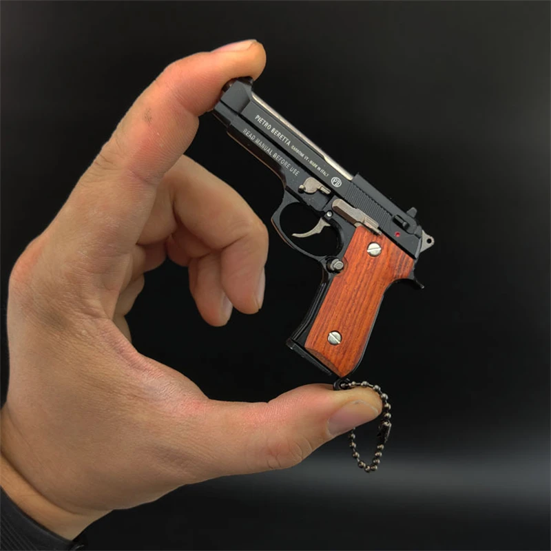 Solid Wood Handle 1:3 Metal Gun Keychain M92 Keyring Miniature Model Gun Alloy Pistol Pendant Collection Toy Gift