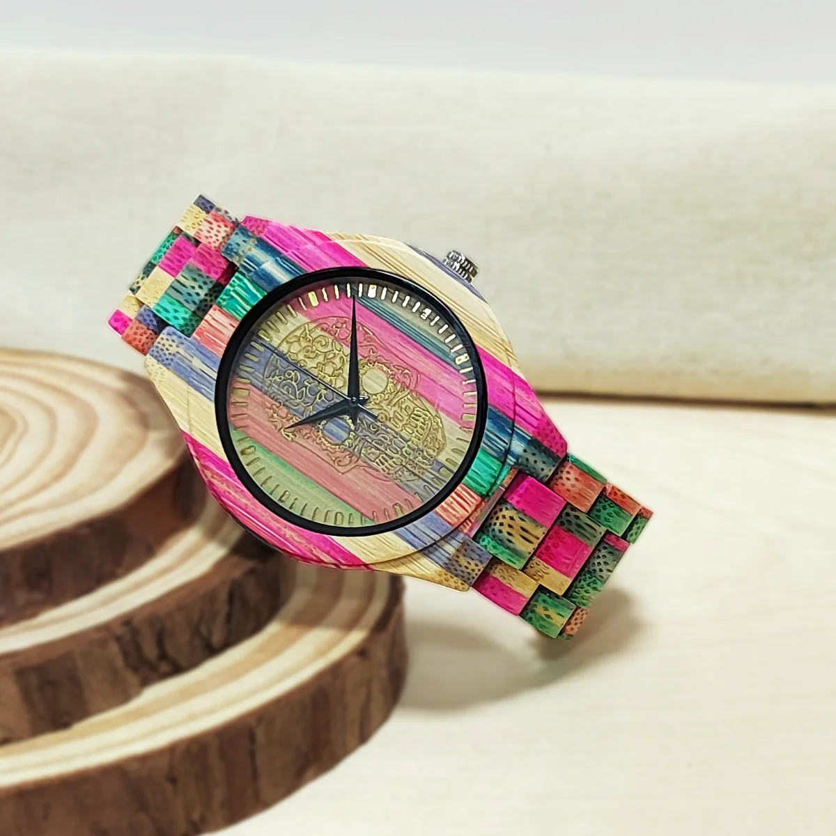 Men\'s Unique Personalized Wrist Watch Vintage Stylish Colorful Bamboo Wood Quartz Wristwatch for Men Full Wooden Strap Watches