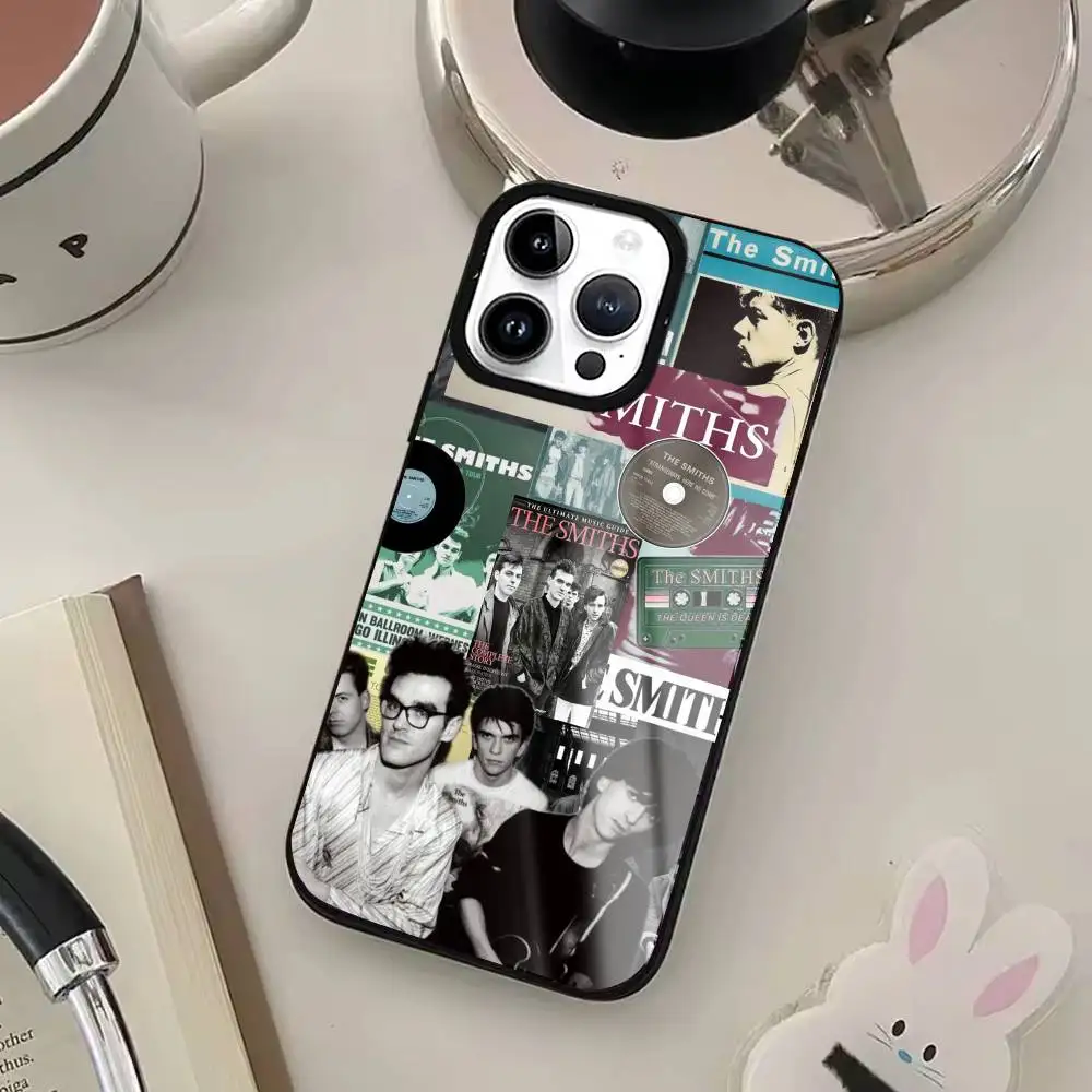 حافظة هاتف Quintessential The S-Smiths Band لهاتف iPhone17,16,15,14,13,12,11 Plus، Pro Max للشحن اللاسلكي Magsafe #5