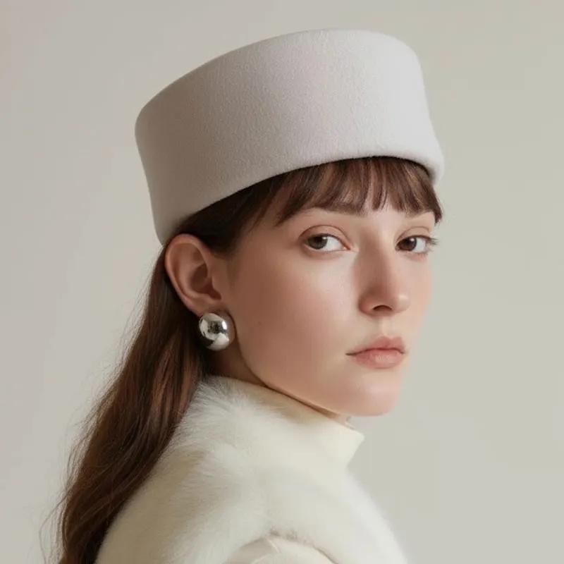 Hohe Qualität Große Größe Pillbox Box Kappe Frauen 100% Wolle Britischen Retro Dome Top Hut Mode Fedora Hut Fascinator Russland Baskenmütze Hut – Detail 3