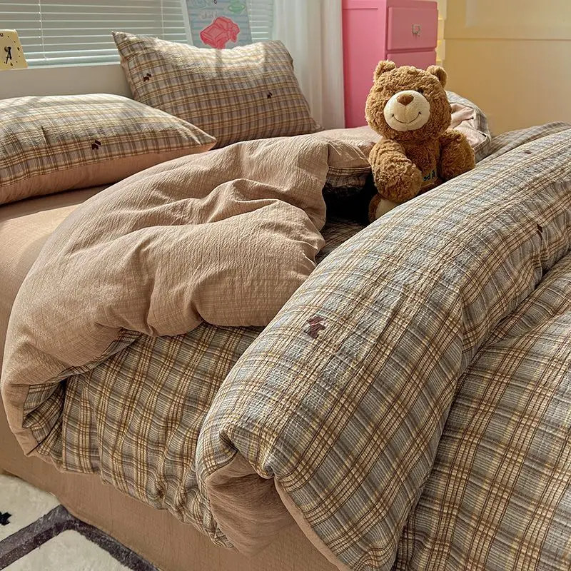 Grey Duvet Cover Set with Pillowcases Flat Sheet 2026 New Design Pink Plaid Home Hotel Single Queen Size Fashion Bedding Set