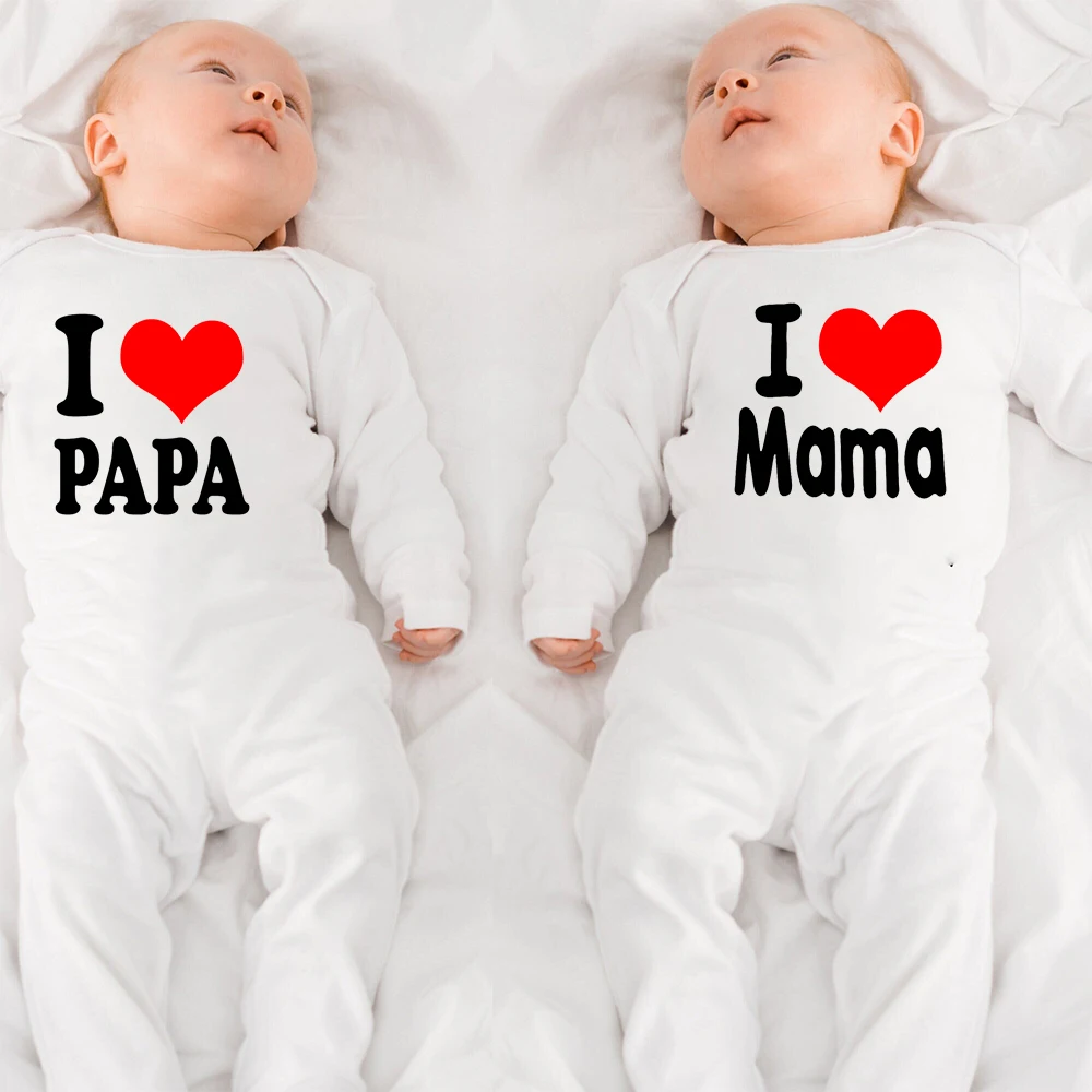 I Love Mama & I Love Papa Baby Sleepsuit & Bib Baby Shower Gift Infant Keepsake Toddler Infant Coming Home Outfits