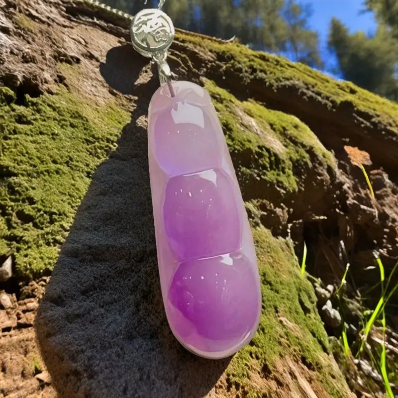 

Jadeite pure natural ice seed full of purple Fudou pendant, hydrated and transparent, advanced hand-carved, warm and delicate