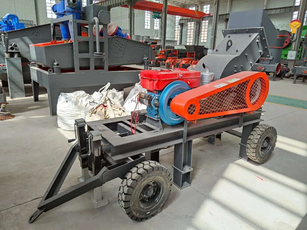 Portable Mini Di esel Engine Hammer Mill Crusher, Mobile Coal Glass Gold Ore Rock Stone Hammer Crushing Machine