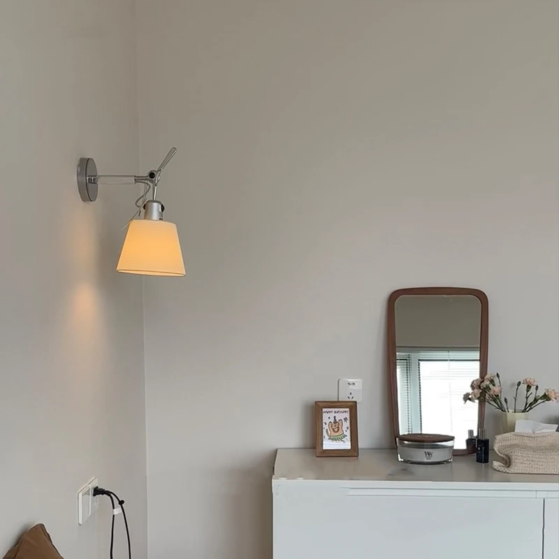 Itália Rocker Wall Lamp Ajustável Sconce Light para Sala de estar Quarto