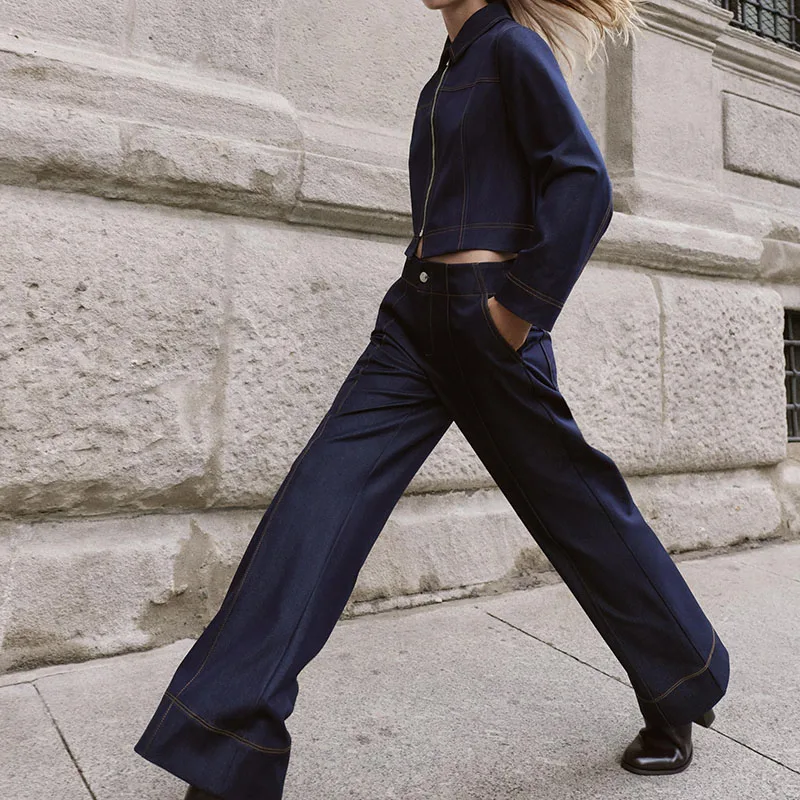 Nova Chegada Jaqueta Fena de Outono com Calças Flare, F de Zíper, Manga Longa, Estilo Casual, Ajuste Padrão, Moda Fem...
