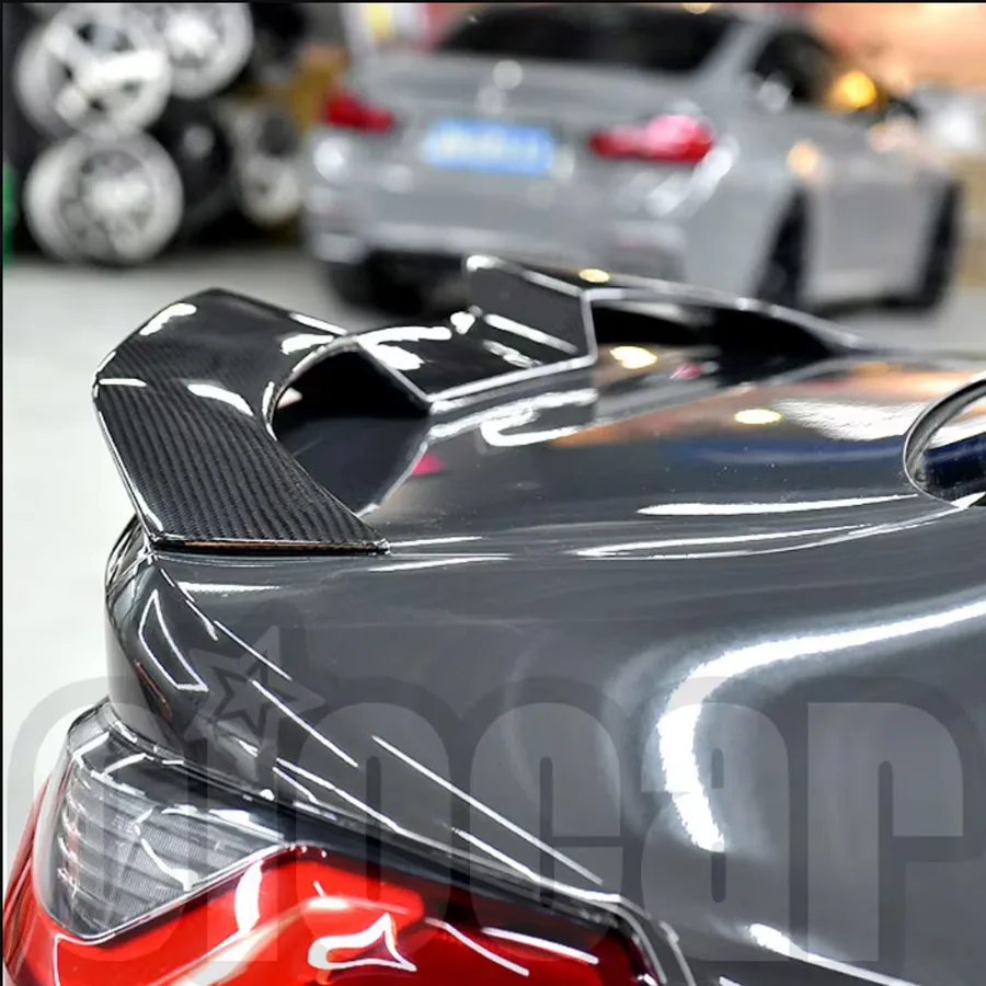 

Спойлер задний OiOMOTORS Vor Style из сухого карбона (предварительно пропитанного) для BMW G80 M3 G82 M4