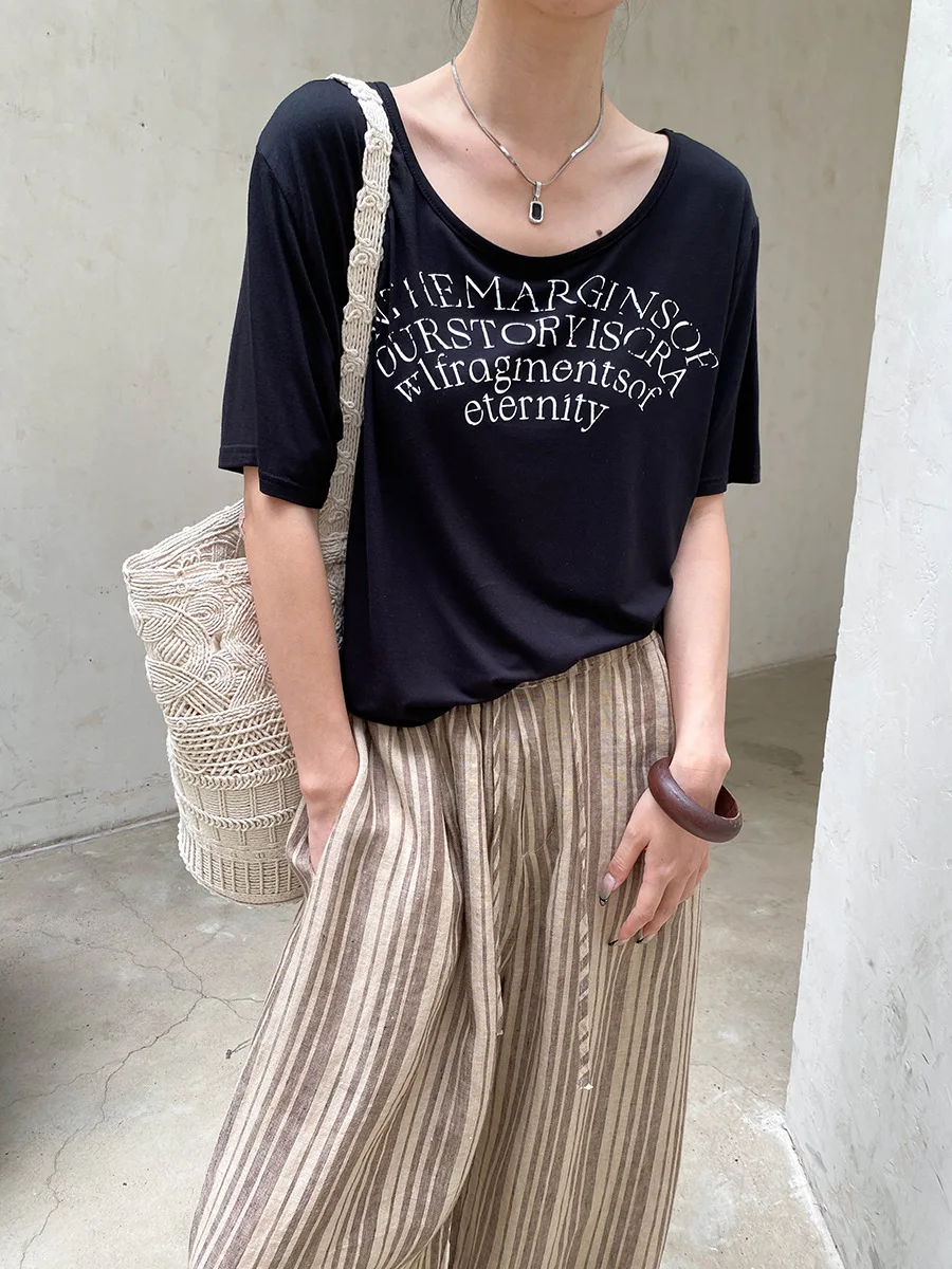 Sommerliches Damen-T-Shirt mit lässigem und modischem Design, Nischen-Design mit Buchstaben-Print, Rundhalsausschnitt und kurzen Ärmeln – Detail 18