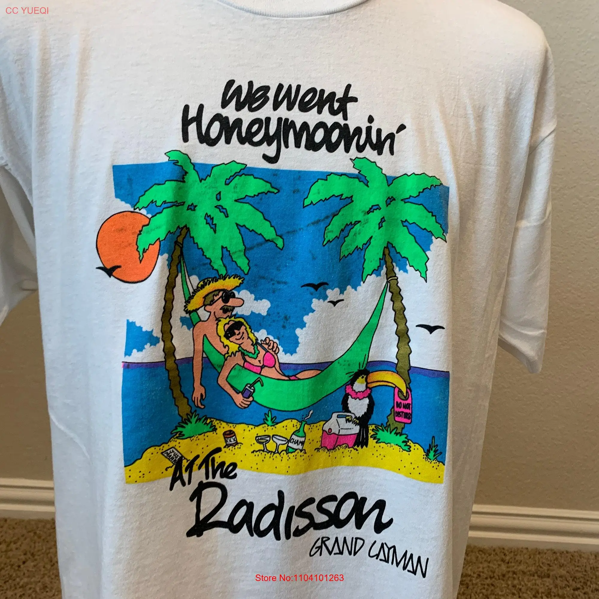 Vtg 80's We Went Honeymoonin' at the Radisson Grand Cayman T Shirt Adult XL long or short sleeves