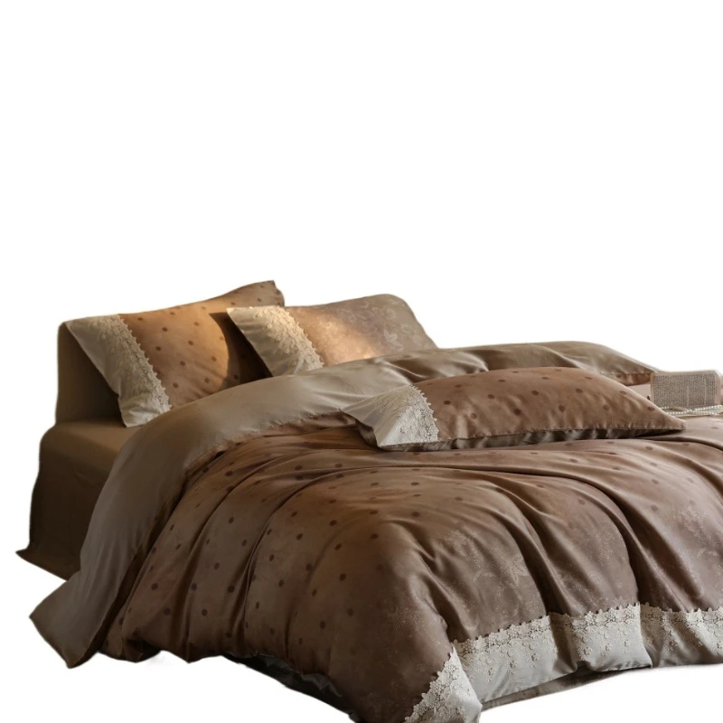 Modern version of the gold powder family! Republic of China style summer polka dot Tencel four-piece cool lace quilt cover women
