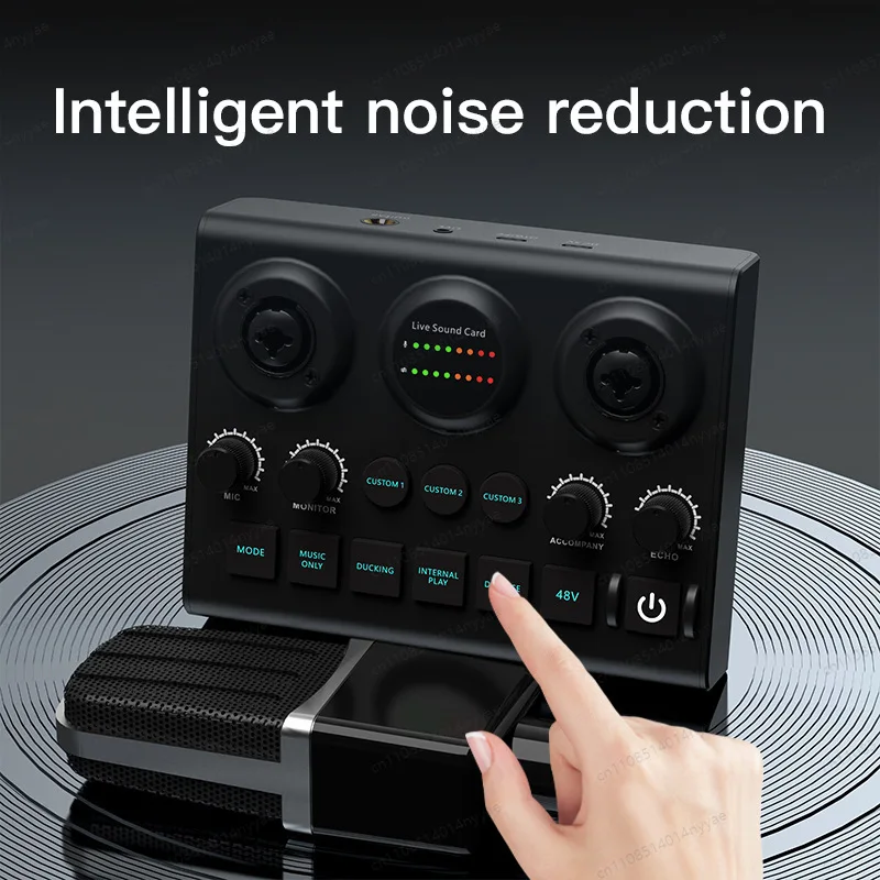 Universal Live Streaming Sound Card - Compatible with All Microphones & Instruments, Plug & Play for Any Platform