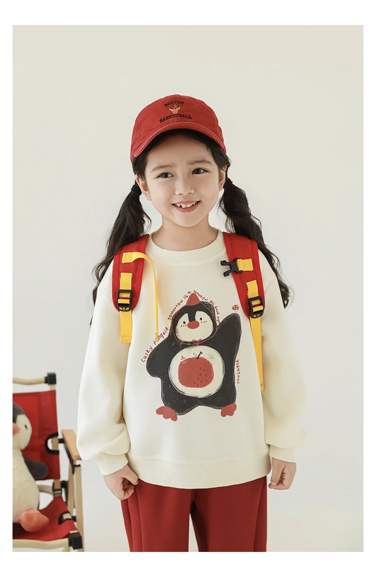 سترة شتوية بقلنسوة كبيرة الحجم للفتيات لعام 2025 بلوفر شتوي مبطن بطباعة جرافيك ملابس لعب دافئة لعمر 1 إلى 7 سنوات #4