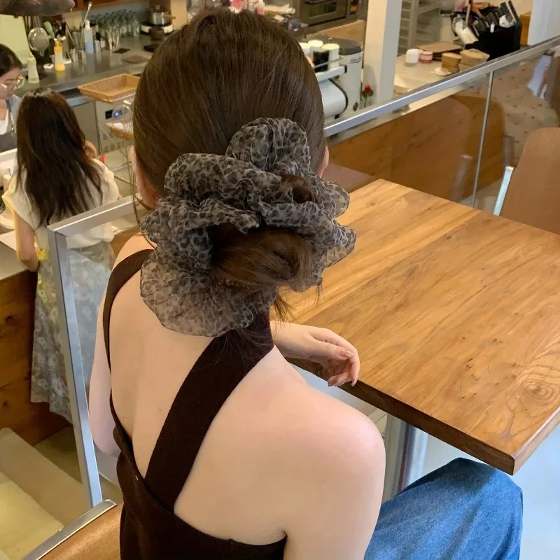 Fluffy Leopard Tulle Scrunchie Loose Ponytail Fastener Floral Hair Ornament for Beach Daily Ladies
