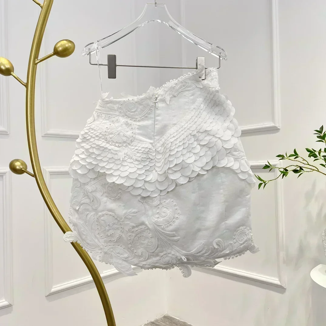 

2023 Top Quality Solid White Embroidery Hook Flower Hollow Patchwork Blouse Asymmetrical Mini Skirt Matching Set Lady