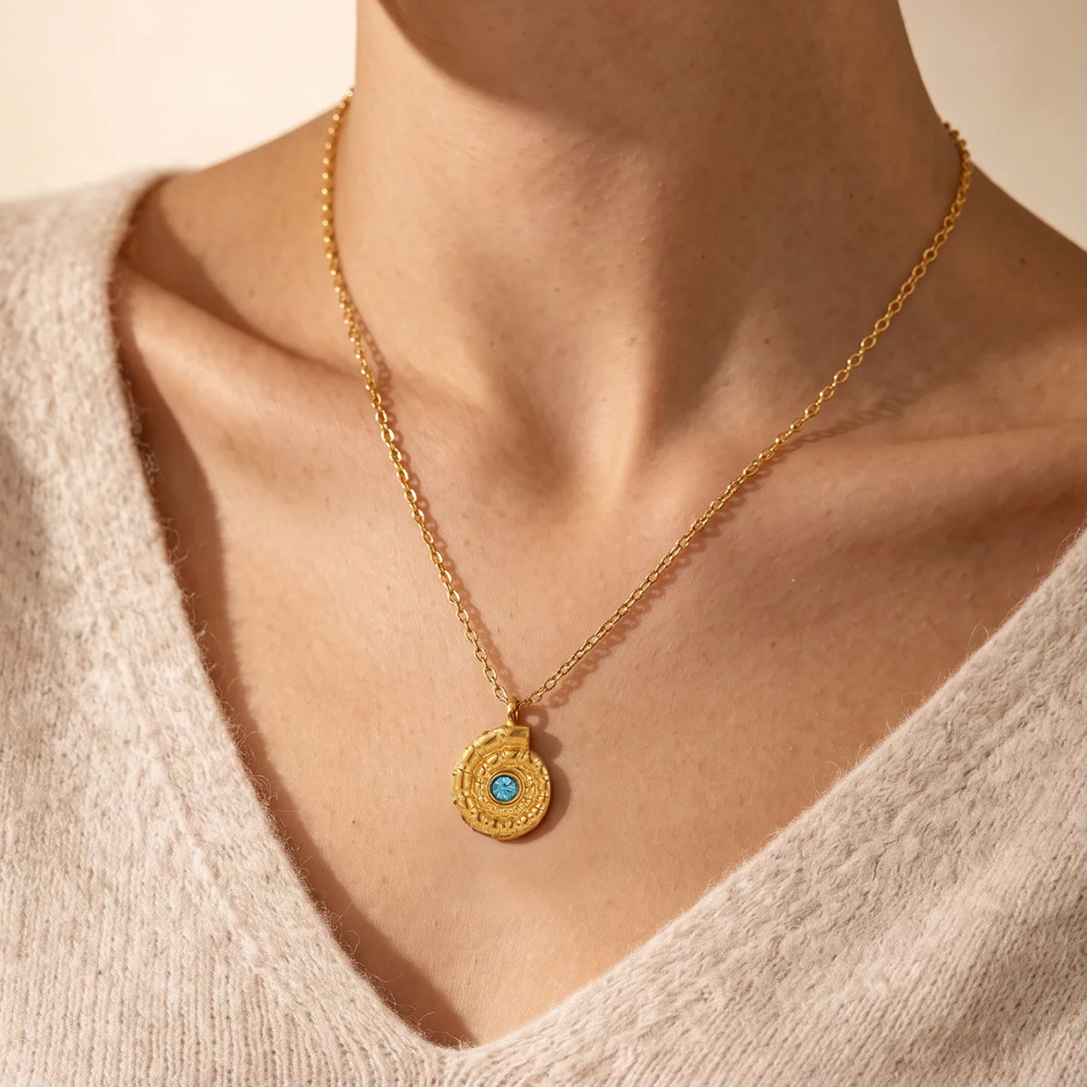 Zarte goldfarbene Edelstahlkette für Damen, Y-Lariat mit Zirkonblume, Vintage-Transparenthorn-Anhänger, ästhetisches Geschenk – Detail 9