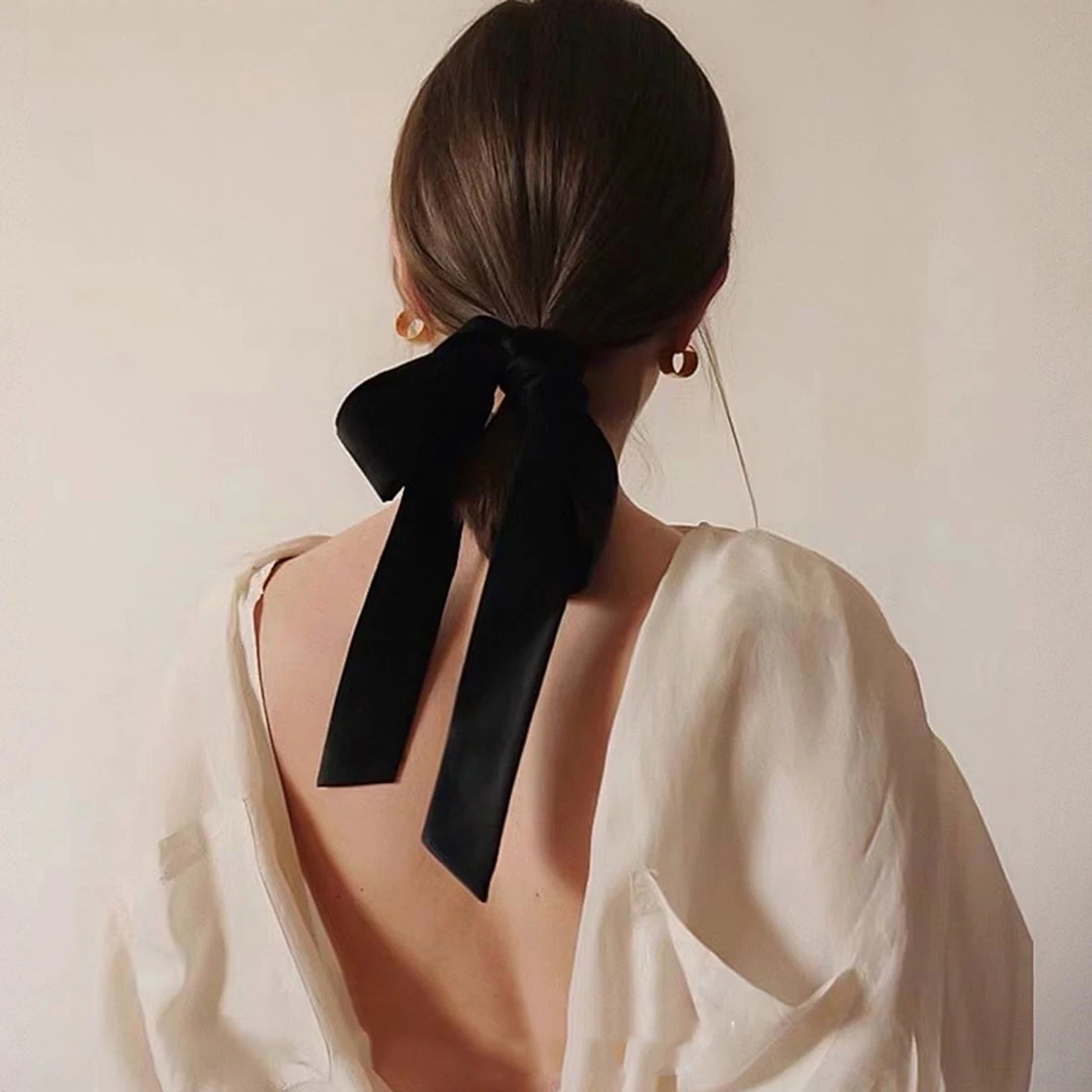 1 Chouchou en velours noir avec nœud en ruban, en satin, style rétro, élégant et tendance