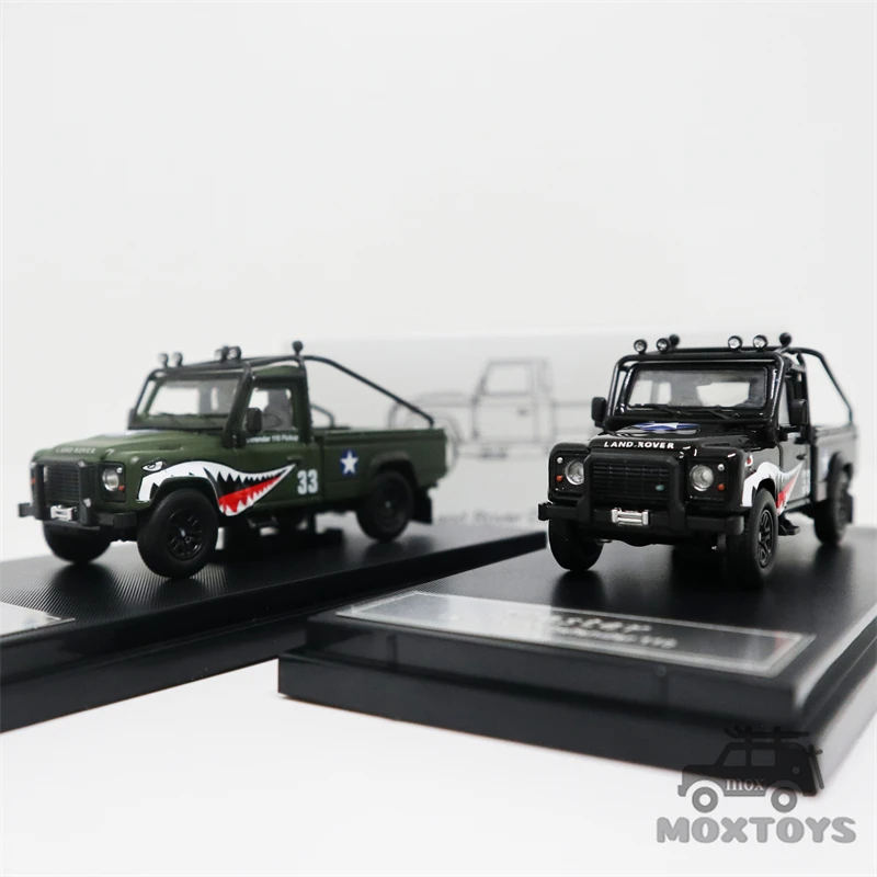 

Master 1:64 Land Rover Defender PickUp Truck Shark Black /Green Diecast Model Car