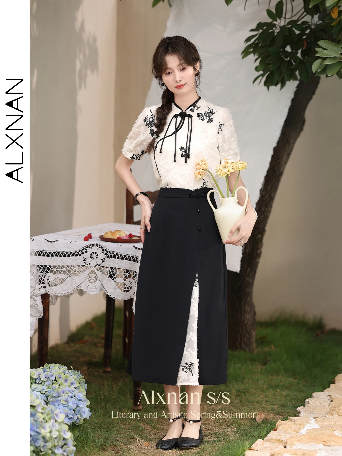 ALXNAN Summer Blouses Women 2024 Chinese Style Contrast Embroidery Short Sleeve Womens Tops and Blouses Female Clothing L33930