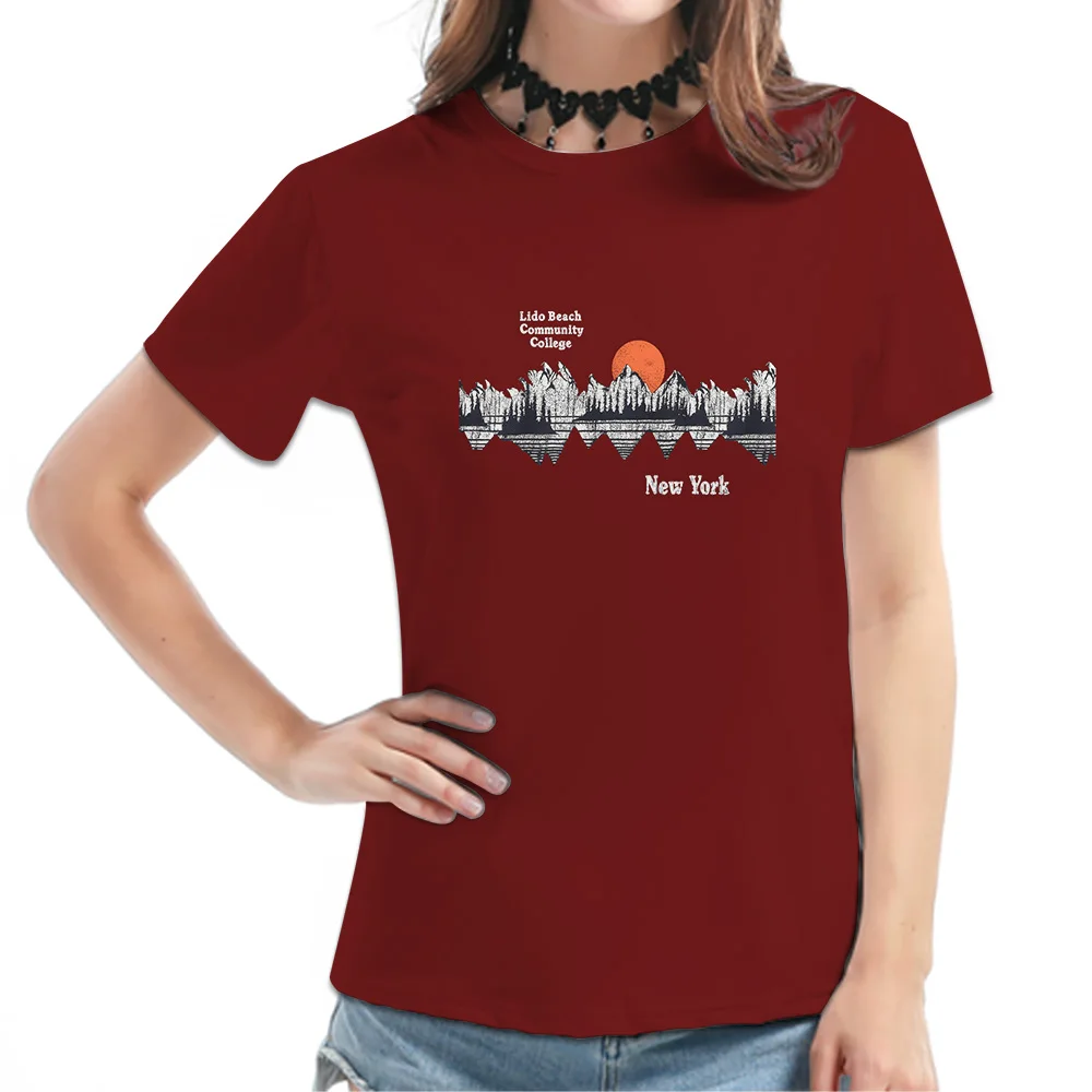 

Women's Tee - New York Mountain Sunset Graphic, Casual Daily Wear