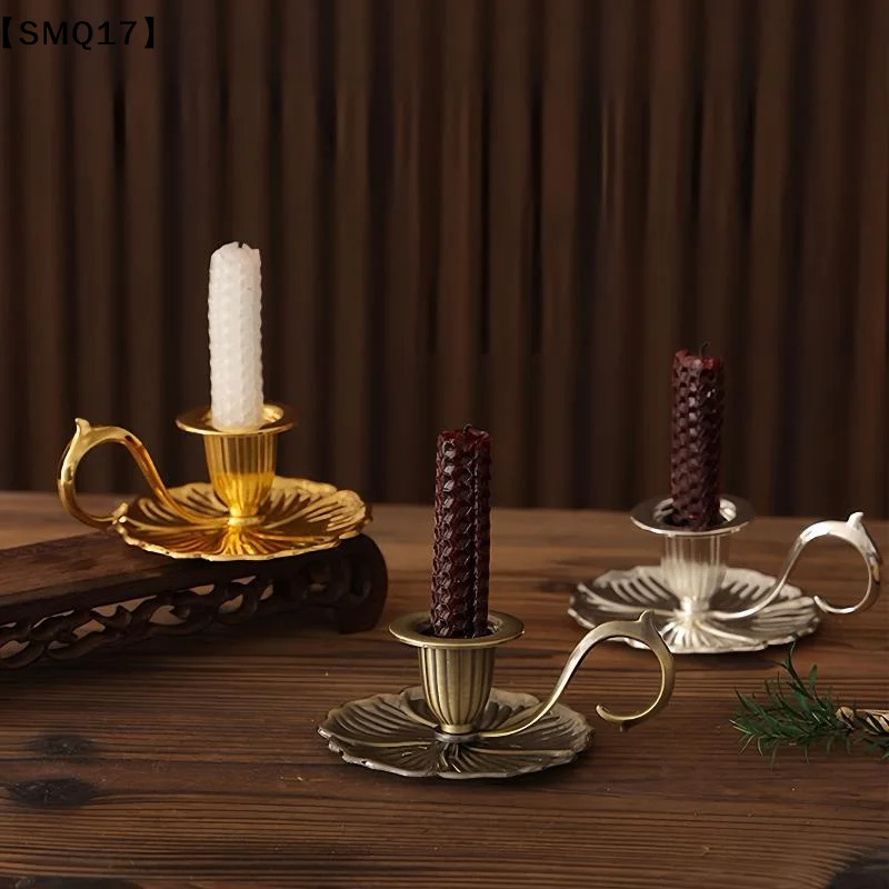 1PC Vintage Metal Chamberstick Candle Holder With Handle Teacup Shape Ridged Pillar Candle Stand Home Decor Wedding Table【SMQ】