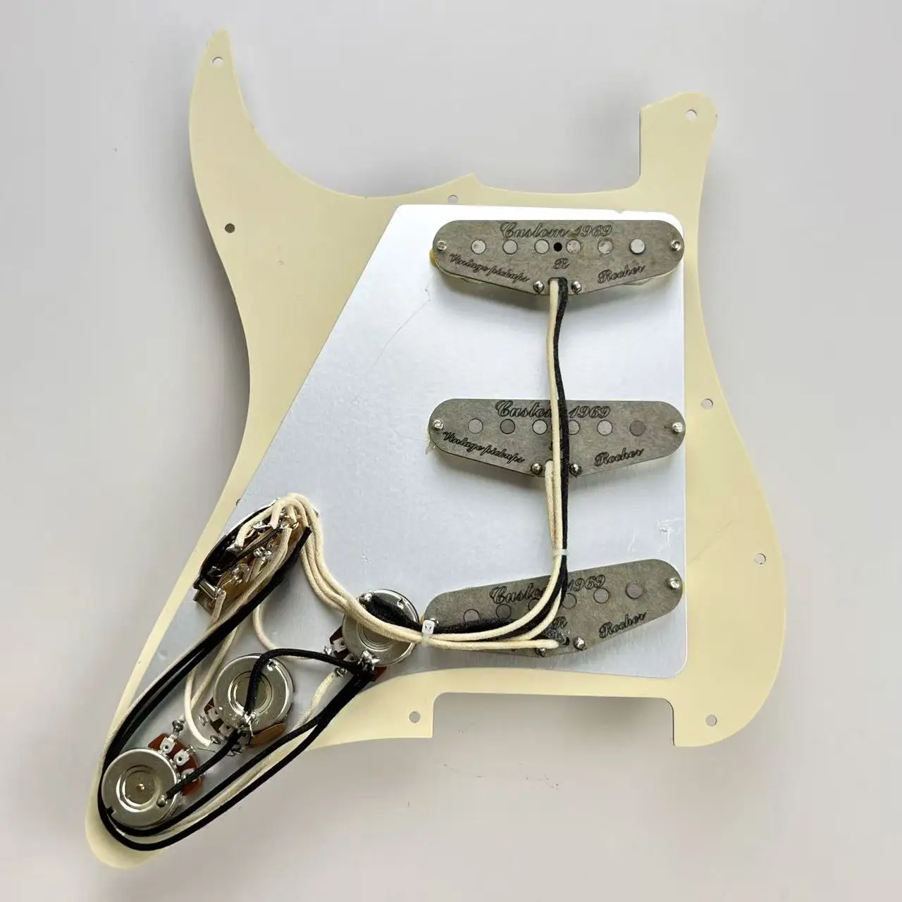 Vintage 1969 Electric Guitar Pickguard, Alnico 5 Pre-Installed Pickguard, 3 Single Coil Pickup, Loading