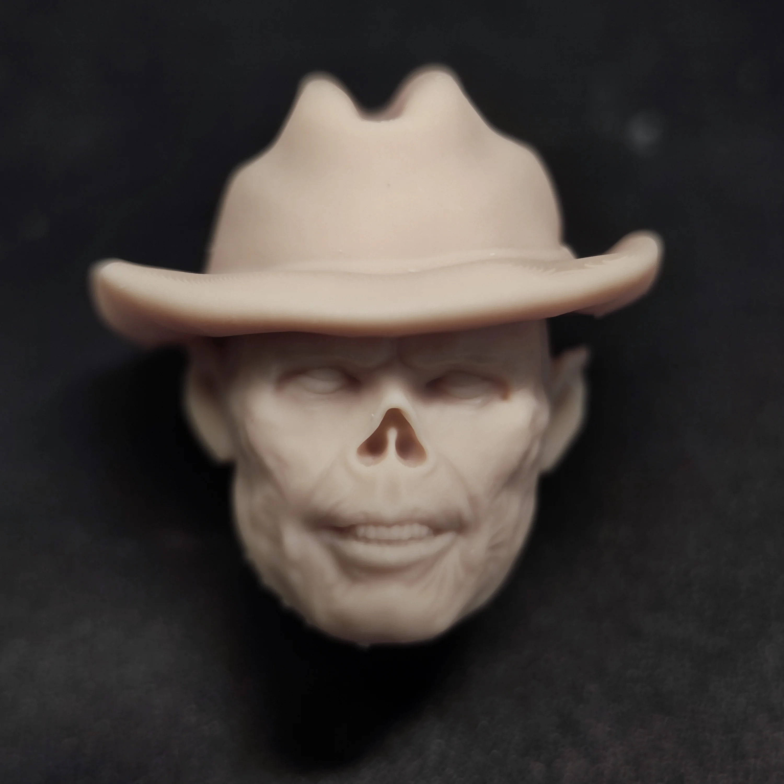 

HL1881 DIY Customized 1/18 1/12 1/10 Scale Unpainted Head Sculpt for 3.75" 6" 7" Figure SHF ML Mafex Mez NECA Mcf