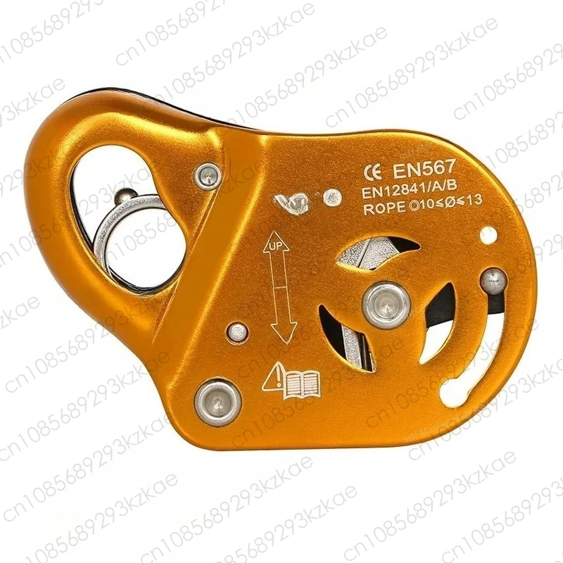 

Снаряжение для альпинизма: страховочный приспособление для подъема и спуска, автоматический фиксатор веревки, защита от падения