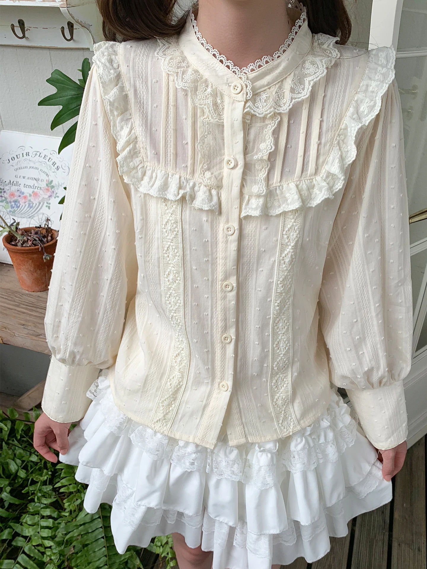 Lolita katoen zoete opstaande kraag kant lange mouw retro dieptepunt shirt lente herfst eenvoudige schattige prinses leeftijdsverminderende top