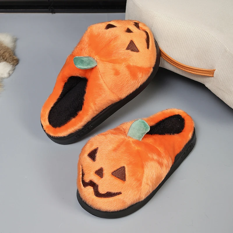 Halloween 3D-Kürbis-Plüsch-Hausschuhe für Damen, Winter-Plateau-Pantoletten, rutschfeste, flauschige Fell-Slides für drinnen, Unisex, für Feiertage und Partys – Detail 15