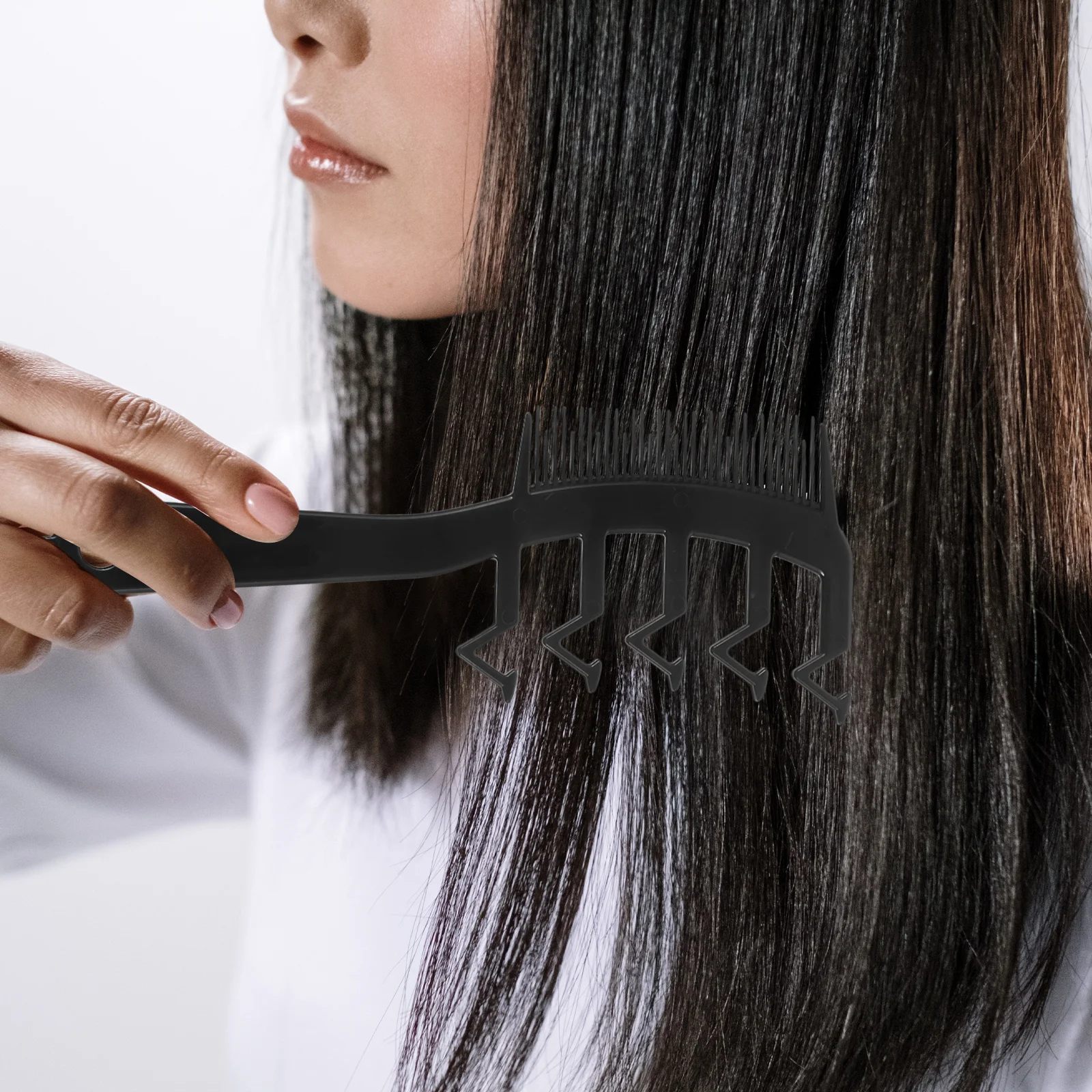 

Lightweight Z Shape Wide Tooth Hair Comb Slit Cutting Tool Barber Salon Hair Styling Comb for Home Travel Office Use