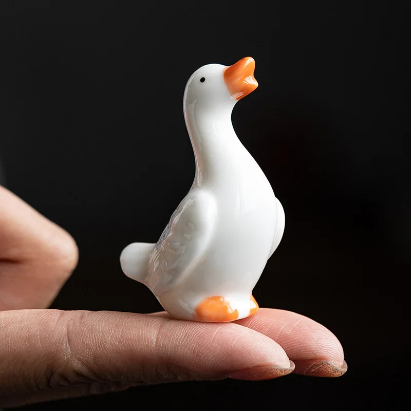 

Cute DIY Ceramic Ducks Figurine Miniatures Animals Home Decoration Ornament Micro Landscape Desk Car Garden Decortion New