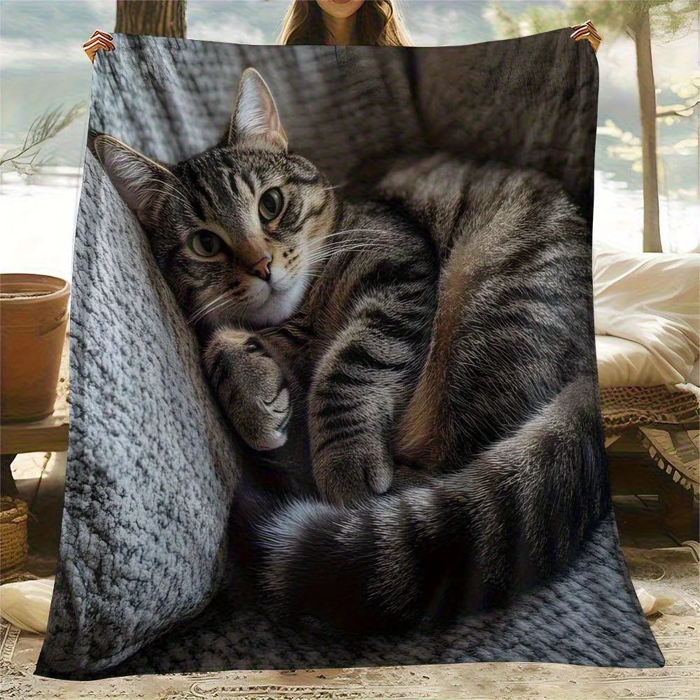 

Soft Lightweight Flannel Blanket - Cozy Tabby Cat Print Throw, All-Season Bedspread or Couch Cover for Living Room, Bedroom