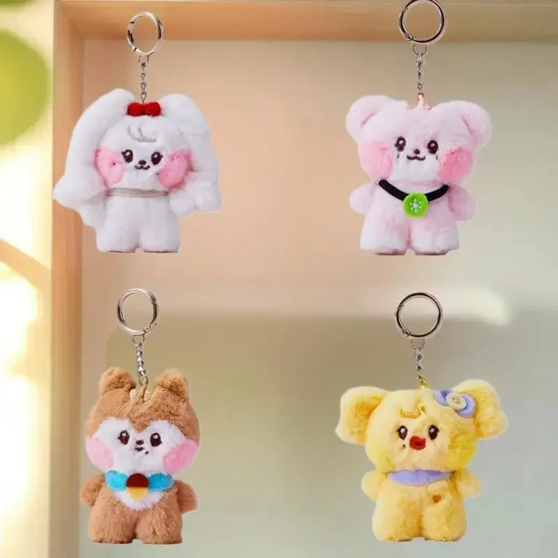 Adorable Plush Doll Keychain of K-pop Girl Group, Bag Charm, Backpack Decoration, Cute Stuffed Toy, Ideal Gift
