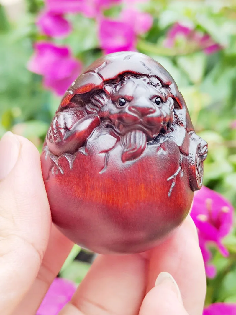 BY228 - 5.5 * 4.5 * 4.5 CM Boxwood Carving Figurine Netsuke - Eggshell Pixiu Baby Dragon