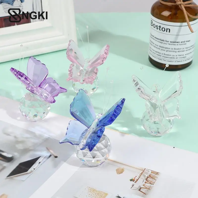 

Crystal Butterfly Figurine Animal Ornaments Crafts Glass Paperweight Home Wedding Decoration Miniature Souvenir Gifts