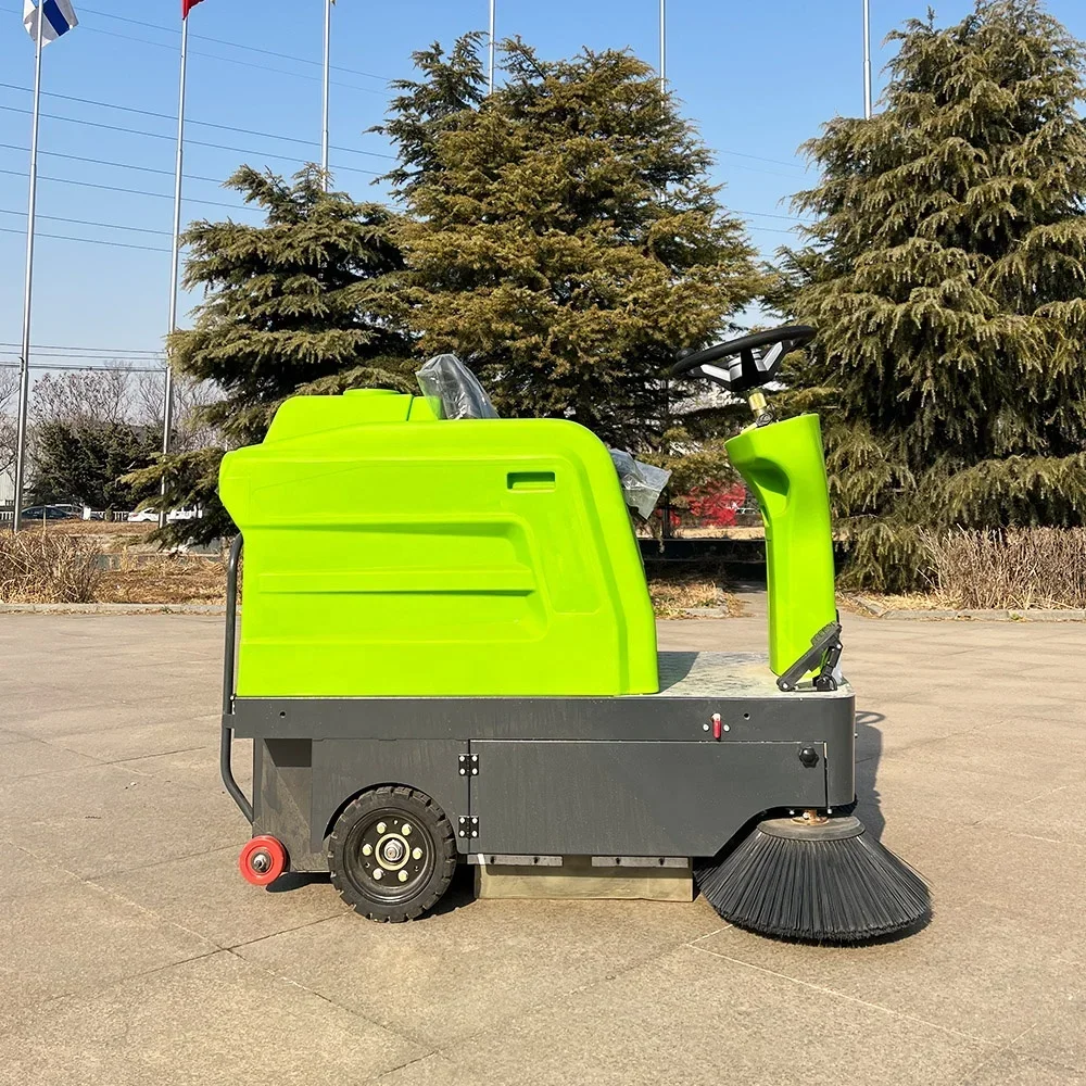 High Quality Industrial Automatic Vacuum Floor Sweeper Machine Ride on Electric Street Floor Sweeper for Sale