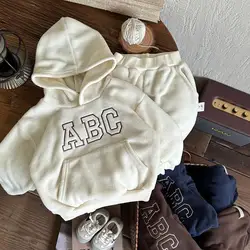 2023 kış yeni bebek uzun kollu sıcak giysiler Set çocuk polar kazak + pantolon 2 adet takım elbise artı kadife kalın yürümeye başlayan kıyafetler