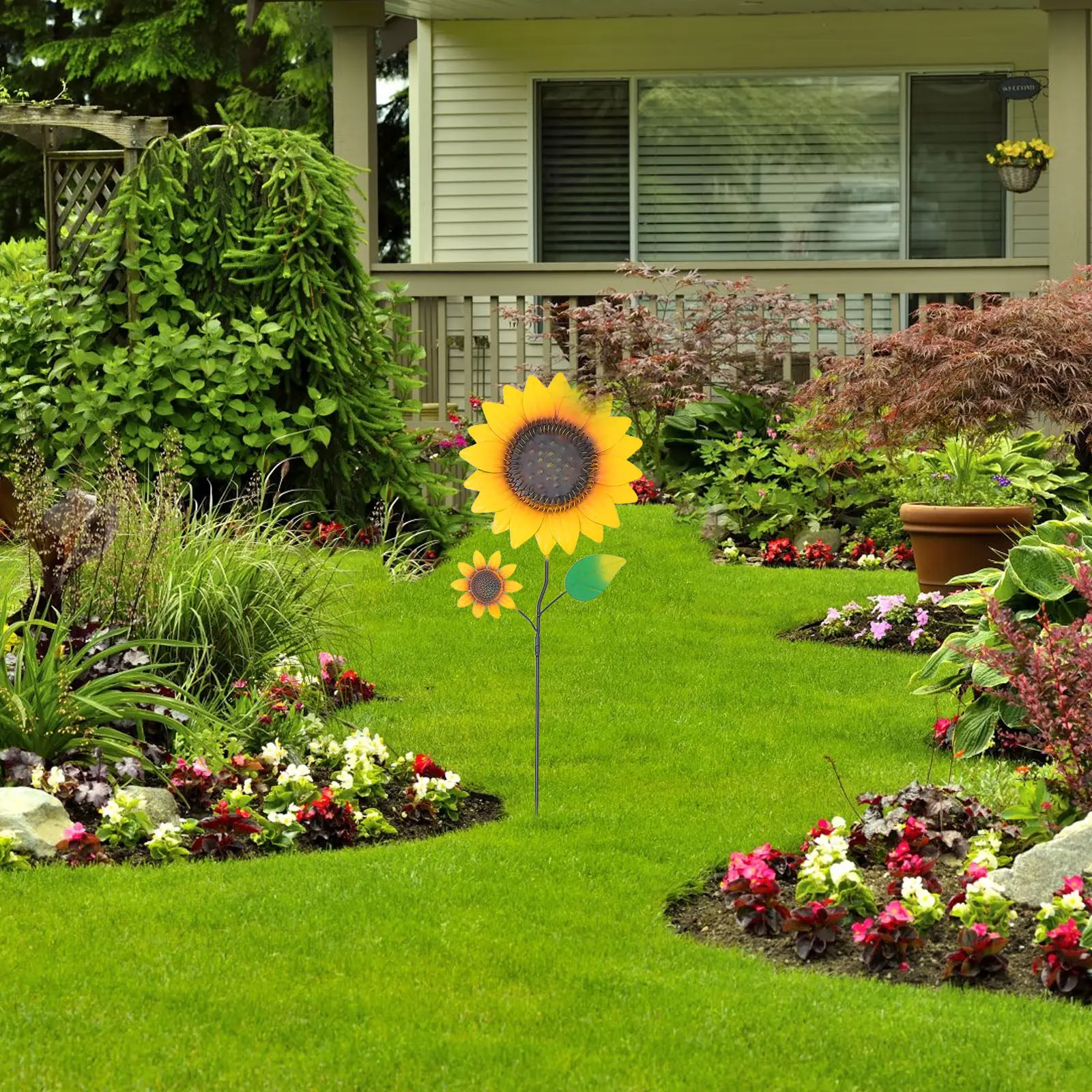 Metal Sunflower Yard Stake Festive Weatherproof Garden Decoration for Outdoor Lawn Porch Pathway Spring Summer Fall Winter