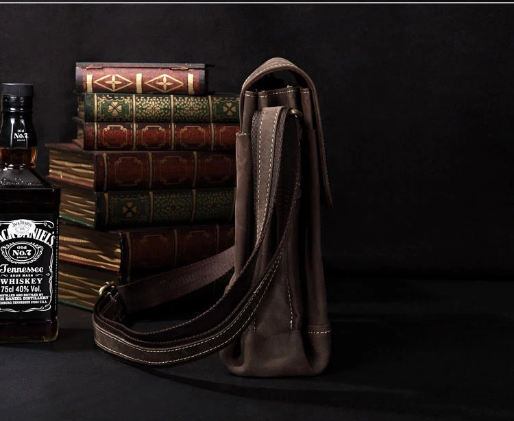 Vintage Crazy Horse Genuine Leather Men's Messenger Bag Real Leather Shoulder bags for Men Crossbody Bag for IPAD Case Fashion view 4