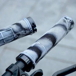 Folding Bike Grips Lock on Bicycle Cuff Anti-Slip Shock-Absorbing Mountain Bike Handles Cover MTB BMX Bar Grip Bicycle Fist Part
