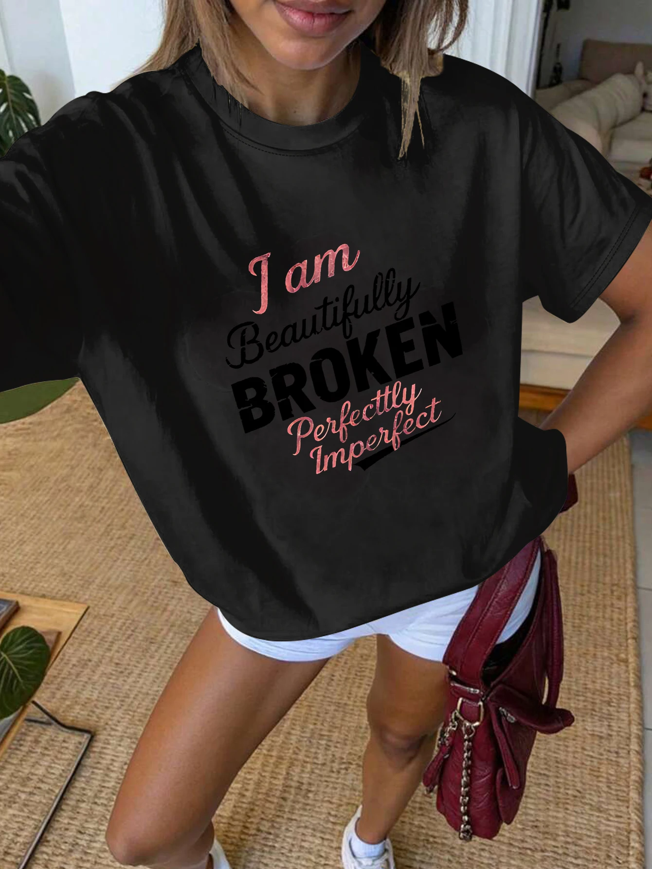 Camiseta rosa de manga corta para mujer de talla grande, estampado gráfico "I am Beautifully BROKEN", ropa informal elegante y empoderada