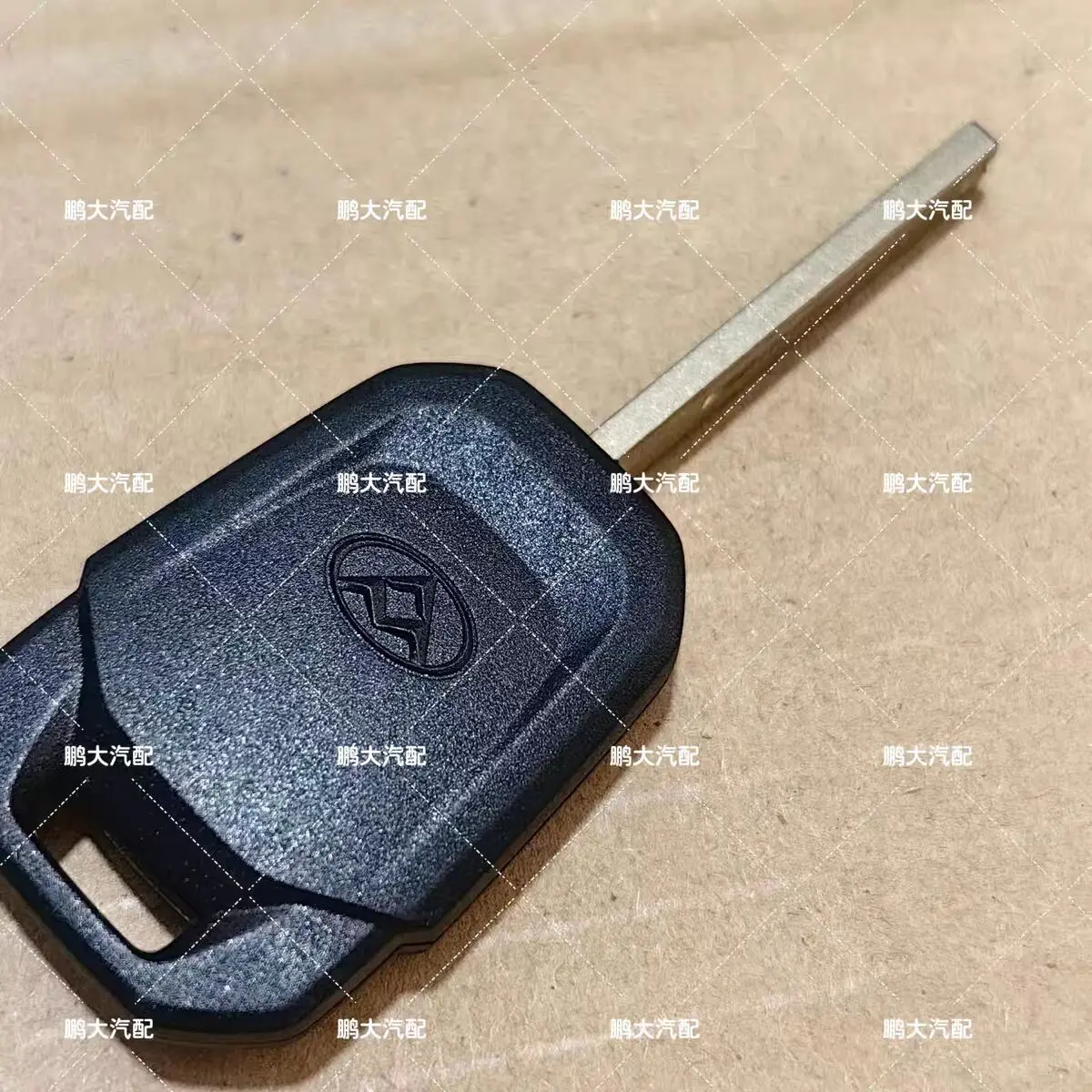 SAIC Maxus G10 Automotive Key Blanks, G50 EV30 Ignition Key, Remote Smart Key (Genuine OEM) – Compatible with D90/G20 Models