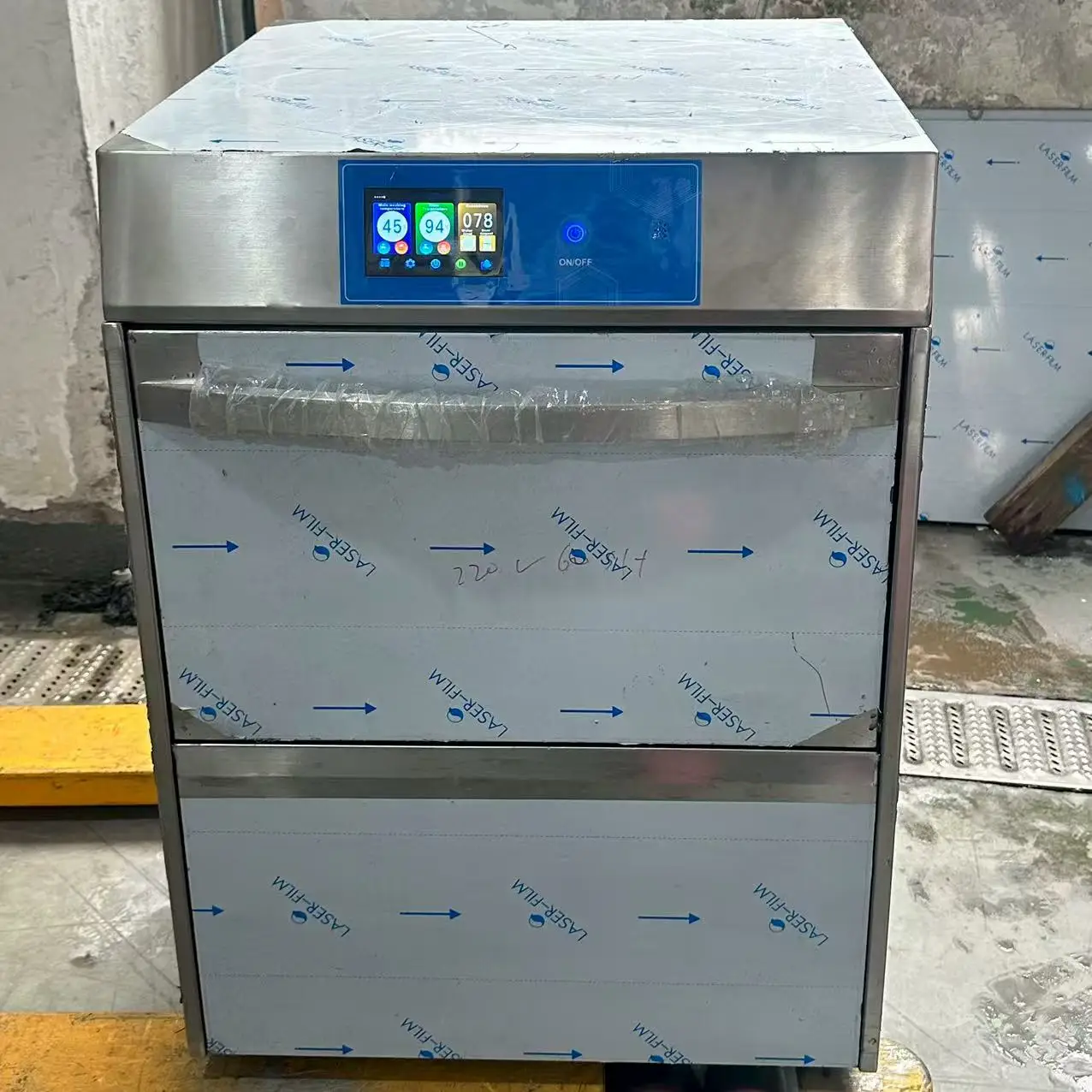 

Электрическая отдельно стоящая автоматическая посудомоечная машина под столешницей, мини-коммерческая машина для ресторана, отеля, стеклянная мойка, промышленная