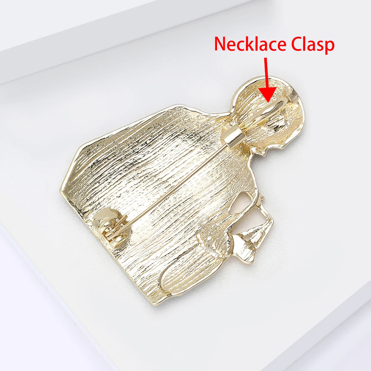 Beaut&Berry Creative Enamel Cartoon Lawyer Brooches for Women Unisex Character Pins Casual Party Accessories New Gifts Friends