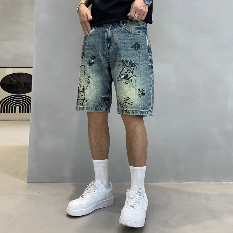 Street Fashion Graffiti Print Straight Leg Denim Pants For Men'S Summer New Loose Fashion Brand Versatile 5 Point Pants