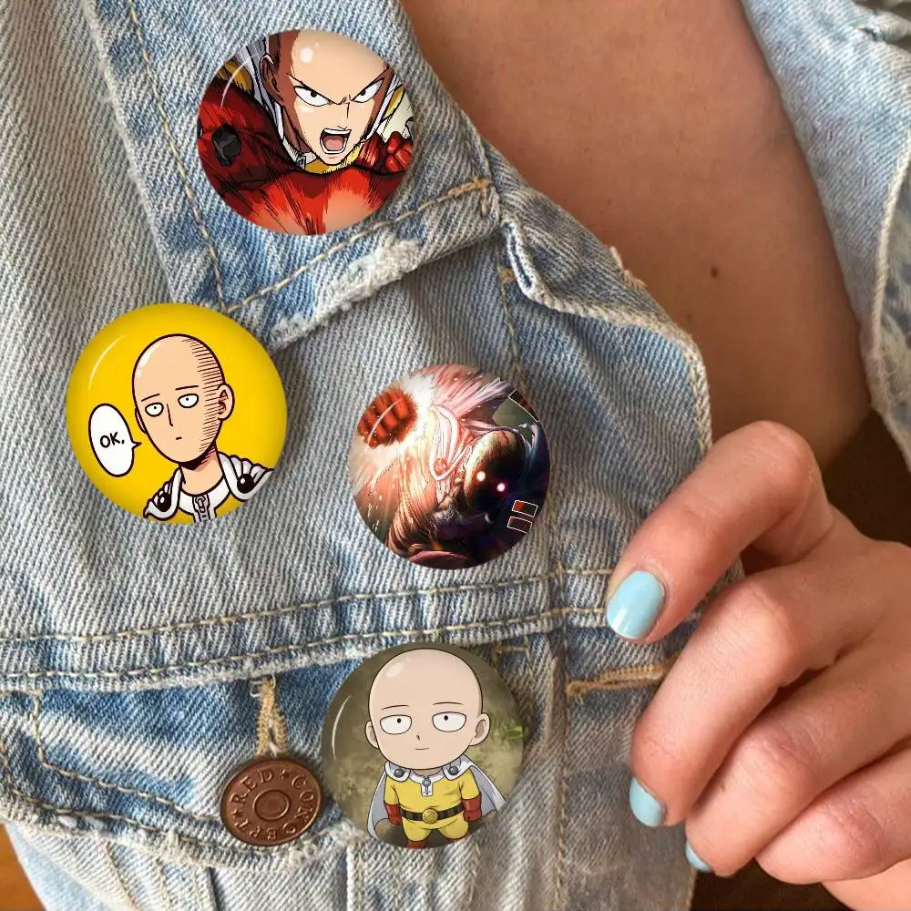 Funny O-One P-Punch Man Anime Badges Button Pin Bright Printed Icon Gift For Friends Badge Collar Brooch Lapel Pin Metal
