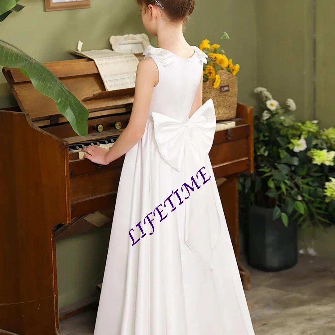 Customized White Sleeveless Flower Girls Dress French Satin Communion Gowns Little Girls Birthday Party Customizable Pageant Dre