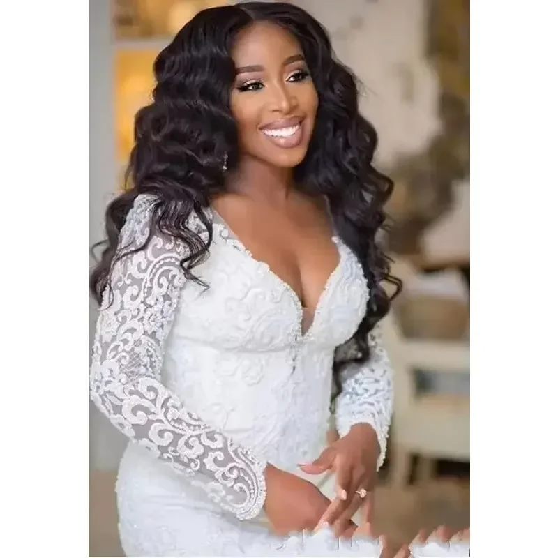 

Customized Long Sleeves Plus Size Arabic Mermaid Wedding Dress Derachable Train V Neck Black Girl Lace Bridal Gown